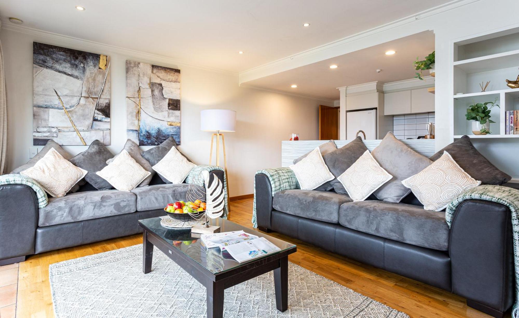 Two-Bedroom Apartment with Lake View