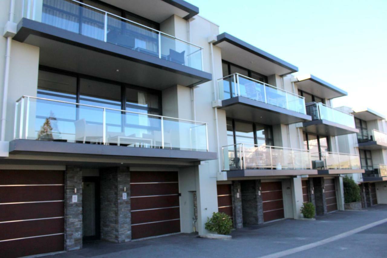 Two-Bedroom, Two Bathroom Apartment with View