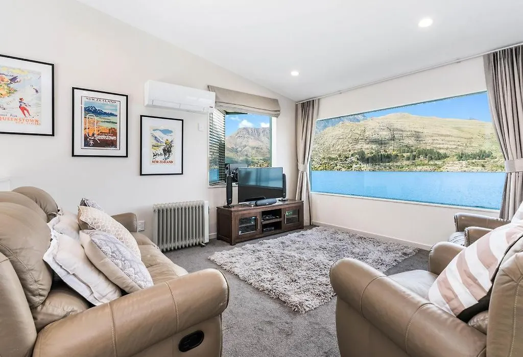 Lakefront Living At Remarkables Retreat - Unit 4-1