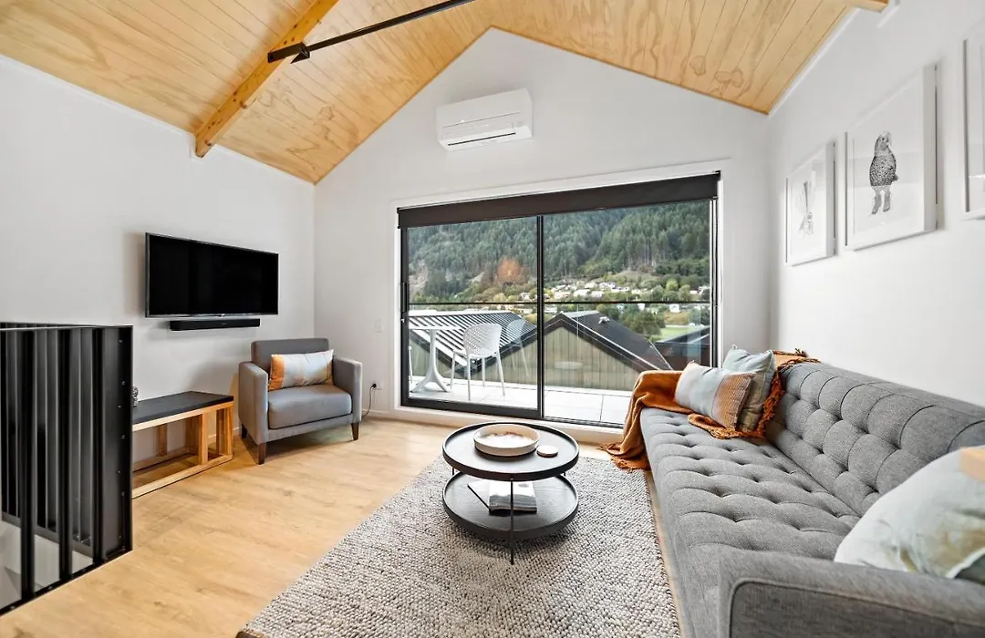 Mountain View 3 Bedroom Retreat-1