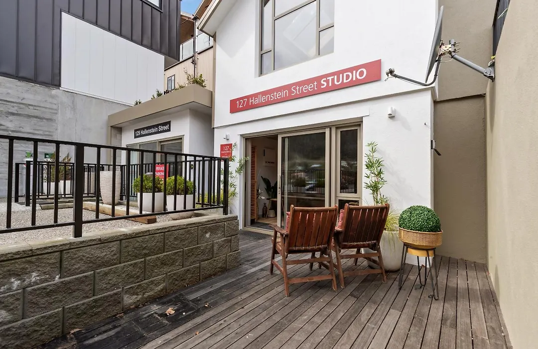 Luxurious Studio In City Centre-1