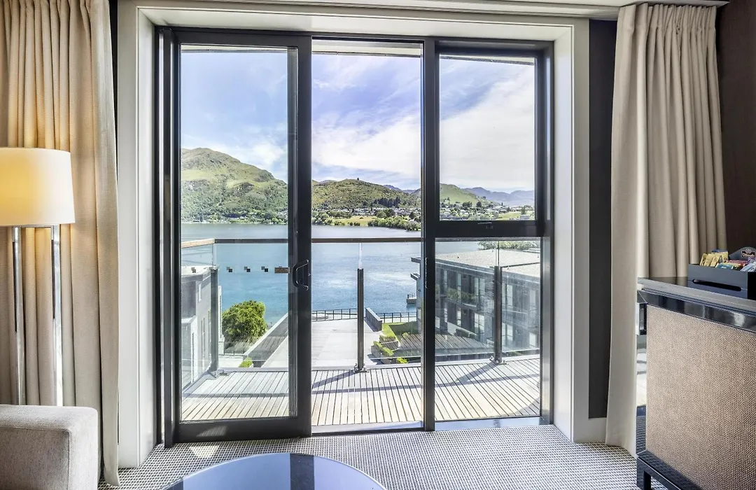 Hilton Queenstown Resort & Spa-1