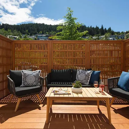 Hillside Villa 1- Walk To Town- Ac- Free Parking-3