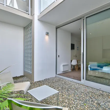 Charlies Queenstown Studio Apt 103B-3
