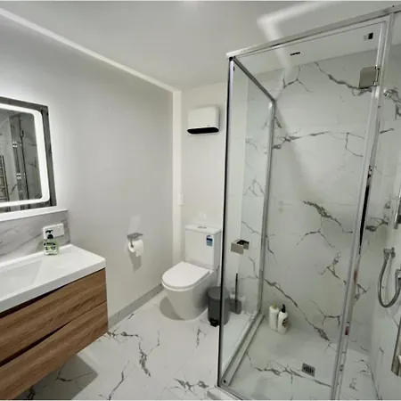 Unit With Kitchenette-2