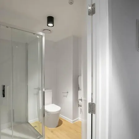 Central Queenstown Apt 18A - Walk To Town-3