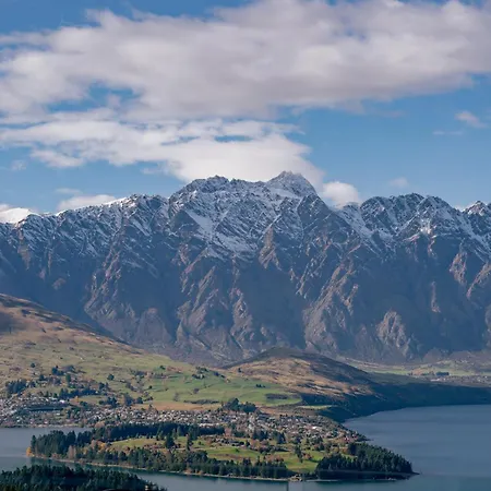 Awesomely Ambient Queenstown Home-2