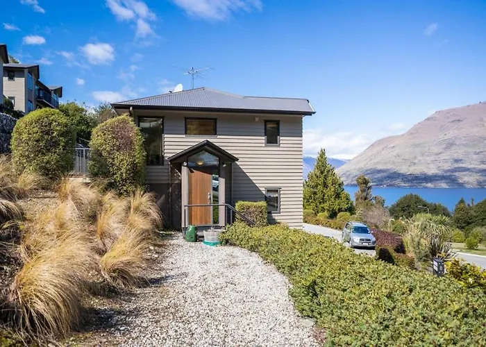 Sunshine Bay Escape - Close To Central Queenstown
