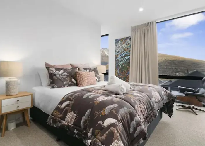 Queenstown Terrace