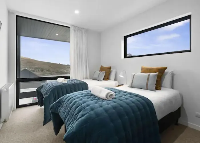 Queenstown Terrace