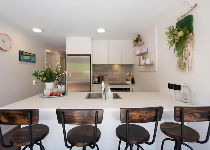 Hillside Villa 1- Walk To Town- Ac- Free Parking Queenstown