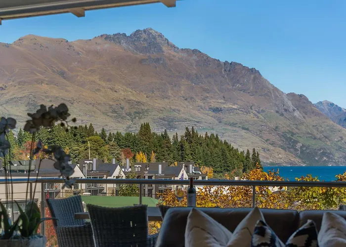 The Village Green Apartment Queenstown