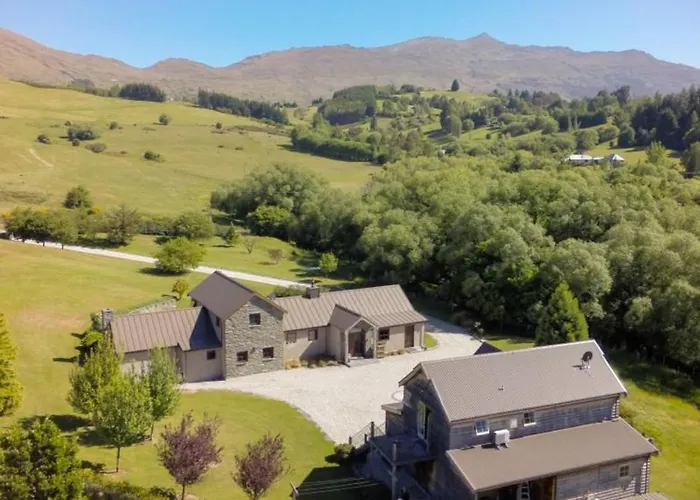 Three Thirty B & B Queenstown