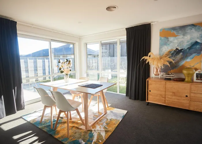 Guest House In Queenstown, New Zealand