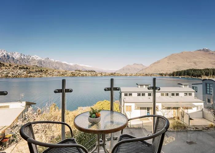 Cbd Lake & Mountain View Apartment Queenstown