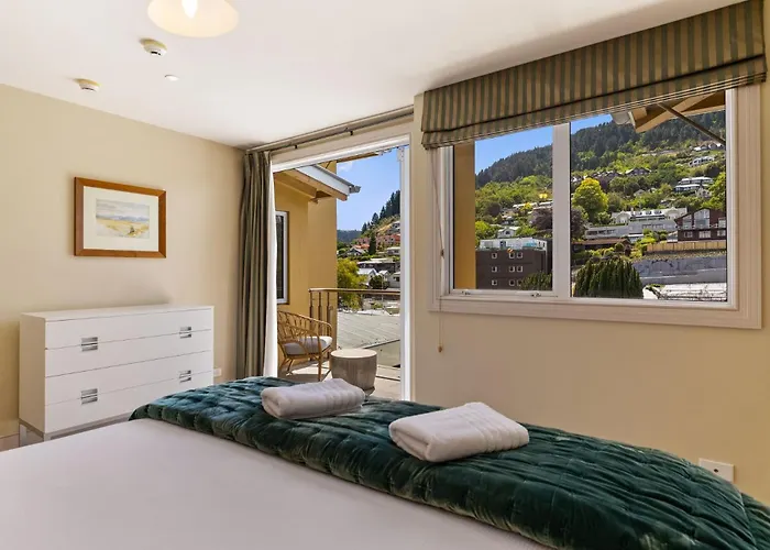 Chambers City Centre Penthouse Queenstown