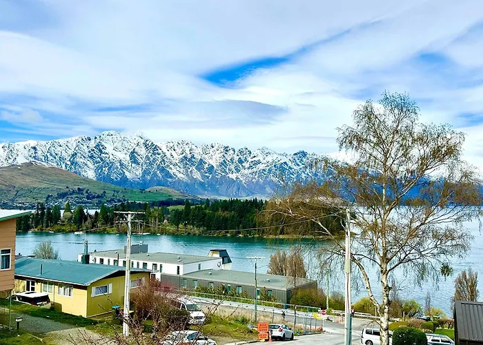 Central 2 Bedroom Apartment Lake Views Queenstown