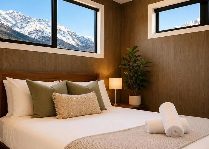 The Headley Loft, Mountain View Retreat Apartment Queenstown