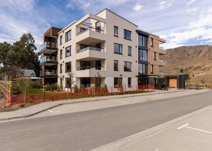 Modern Apartment With Mountain Views-Free Parking Queenstown