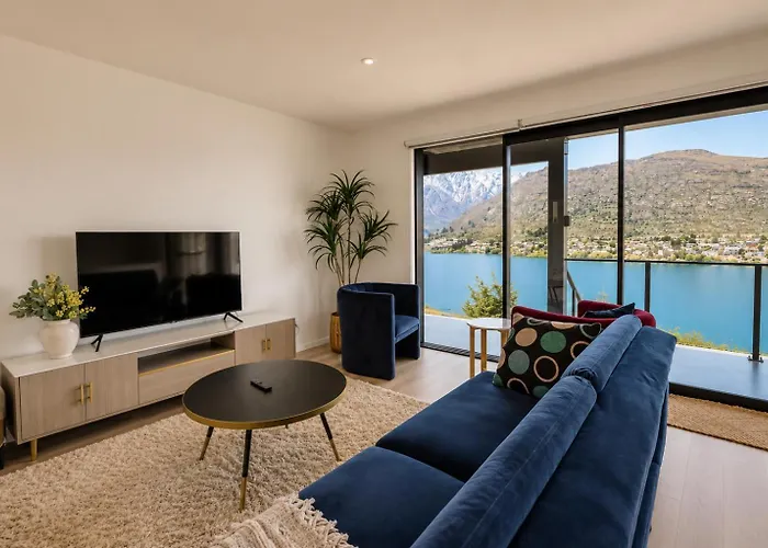 Relax On Snowy Place Queenstown