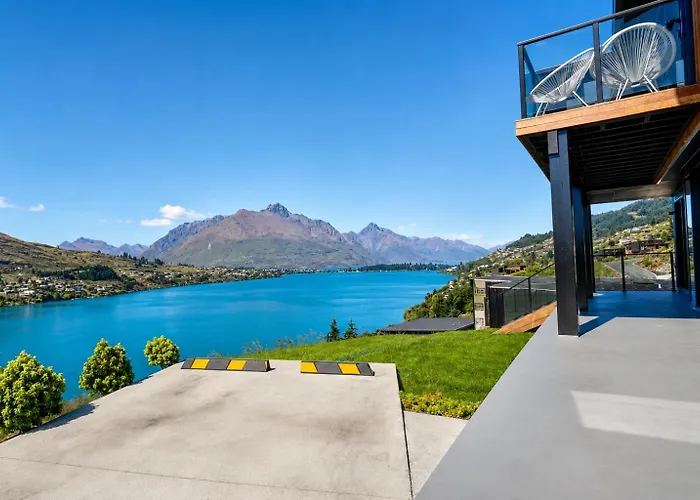 Relax On Snowy Place Queenstown